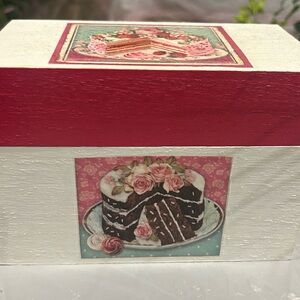 Decorative Wooden Cake Box in Red and Cream